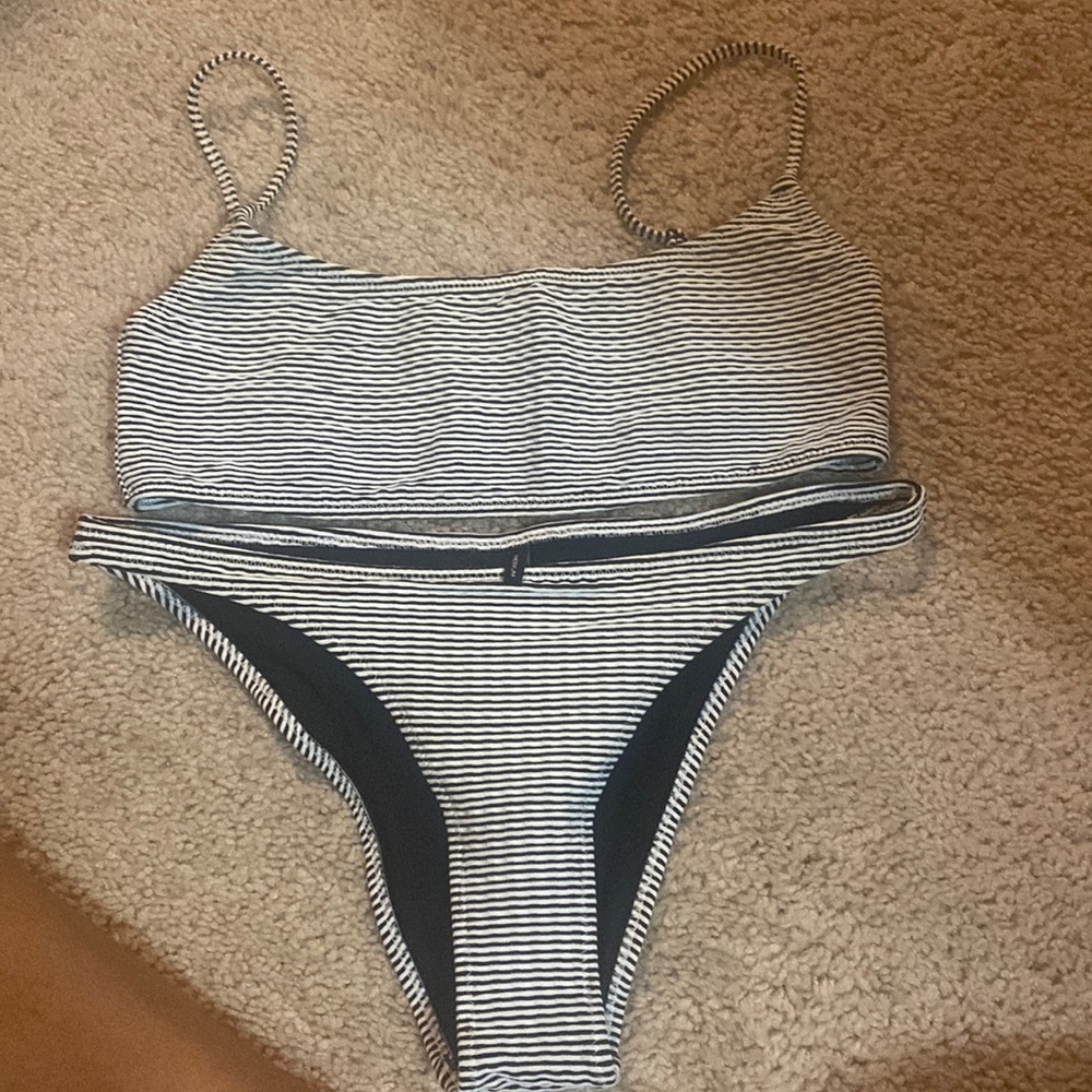 Triangle bikini